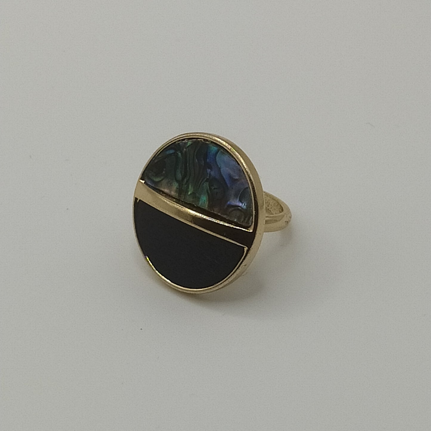 Black/Abalone Moon: RYO06BLKGRN